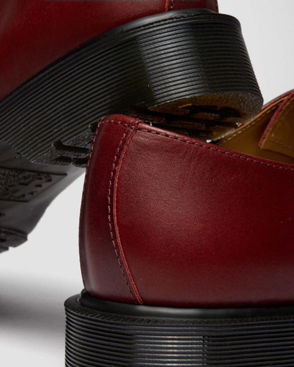1461 Classic Calf Leather Shoes