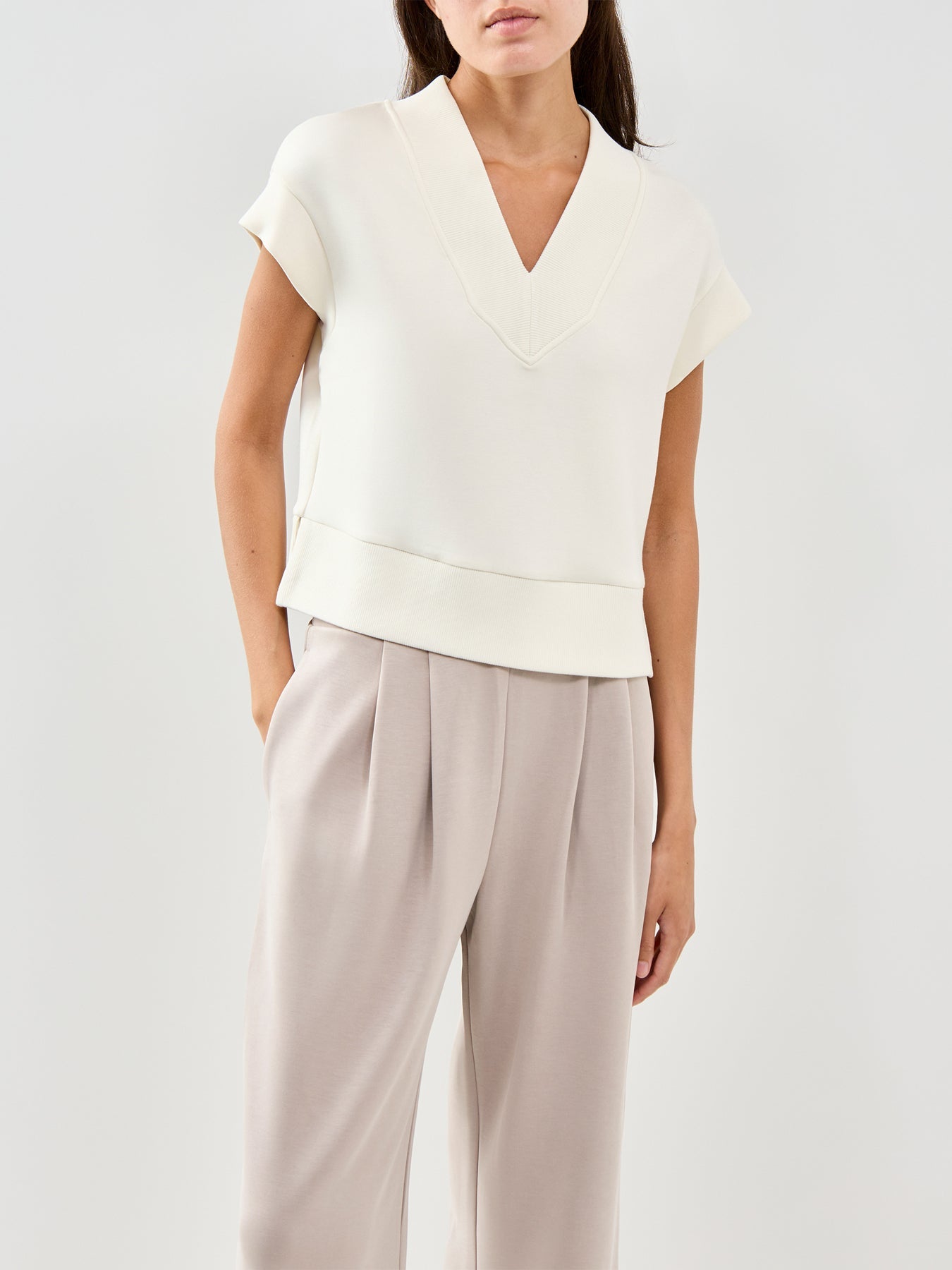 Gracee V Neck Tank Cream